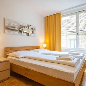 central-living-stephansdom-apartments.vienna-besthotels.com/